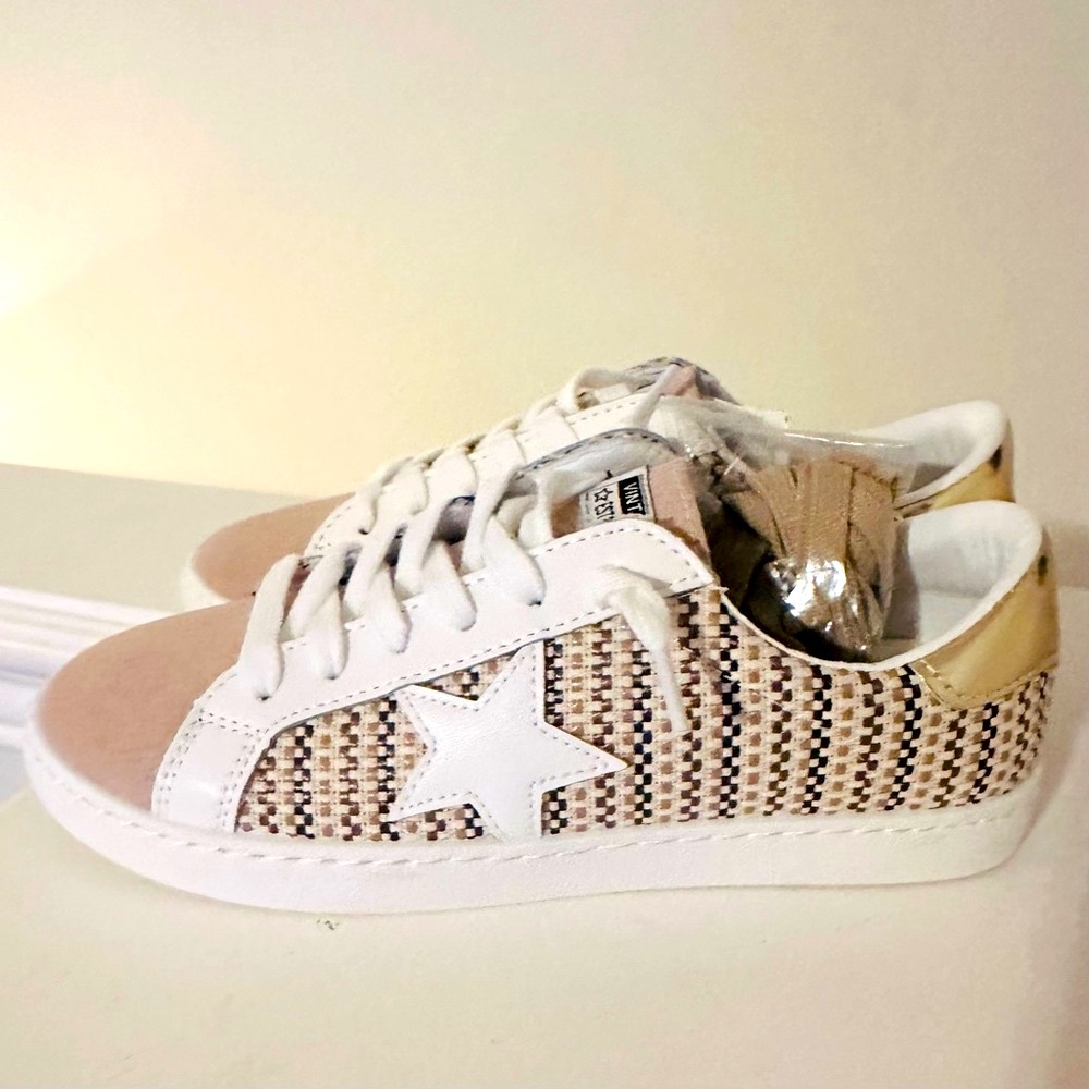 Vintage Havana Tweed Tan and‎ Gold Carla Star Sneakers New